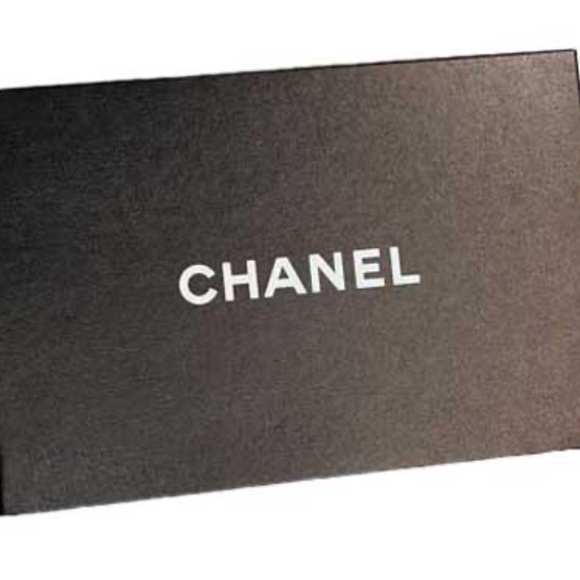 CHANEL PUMPS, Sz 7.5B, HEEL 3 ¼ inch, CHANEL NAME EMBOSSED ON HEEL BACKS, MADE - Picture 5 of 12